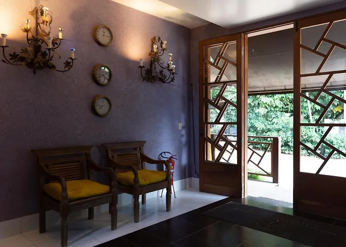 Alojamento com o café da manhã Apenas: Galeria e Suites Canto do Sol
